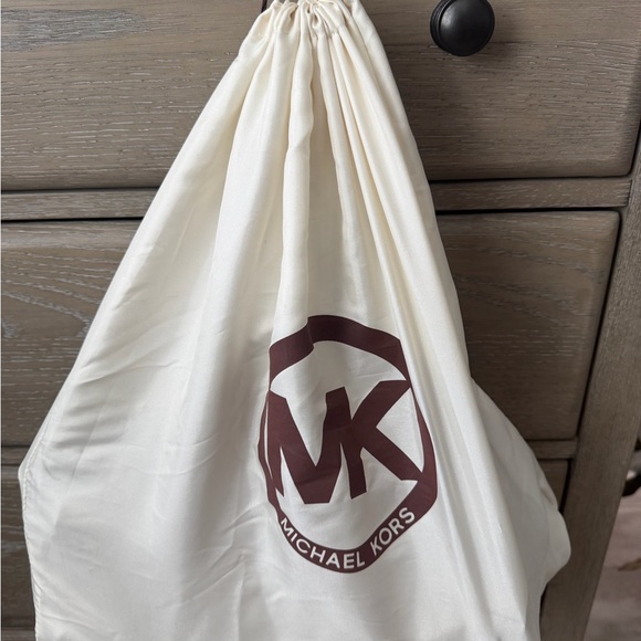 Michael Kors Off-White Leather Satchel - Picture 4 of 4